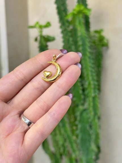 پلاک ماه و ستاره