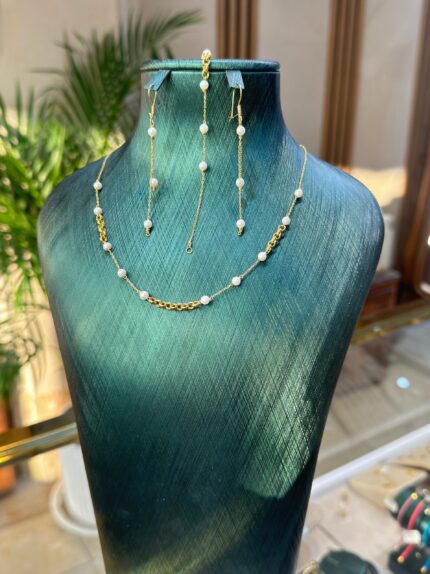 سرویس مرواریدی رولو