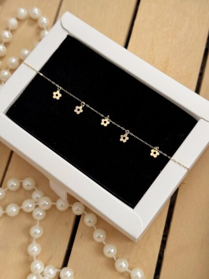 دستبند آویزدار گل