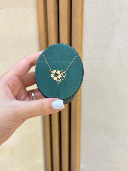 گردنبند گل کد۱۰۰۱