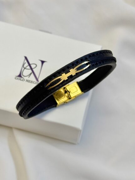 دستبند چرم کد۱۰۱