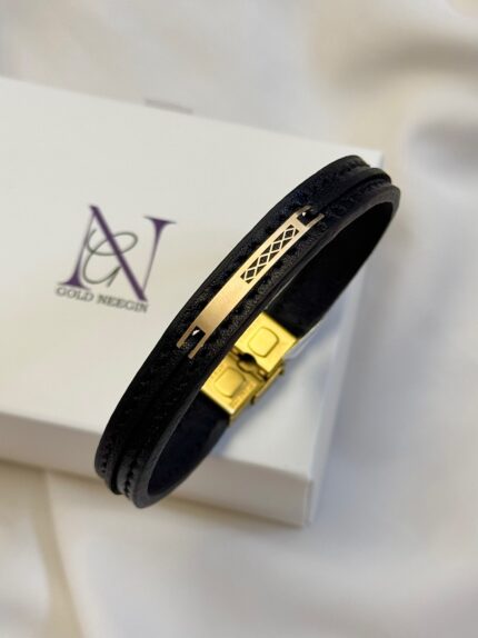 دستبند چرم کد۱۰۸