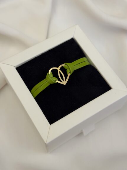 دستبند چرم دخترانه قلب۲